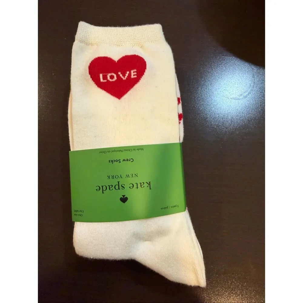 Kate Spade women’s hot,‎ valentine socks, 3pairs